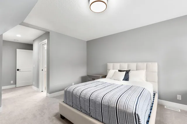 $2,000,000 | 754 Shawnee Woods Road, Medina, MN 55340