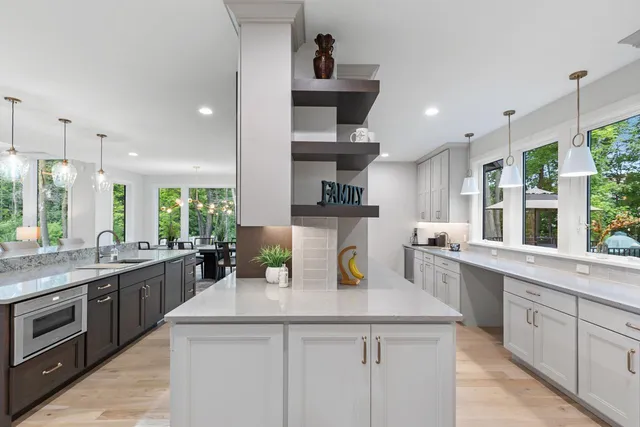 $2,000,000 | 754 Shawnee Woods Road, Medina, MN 55340