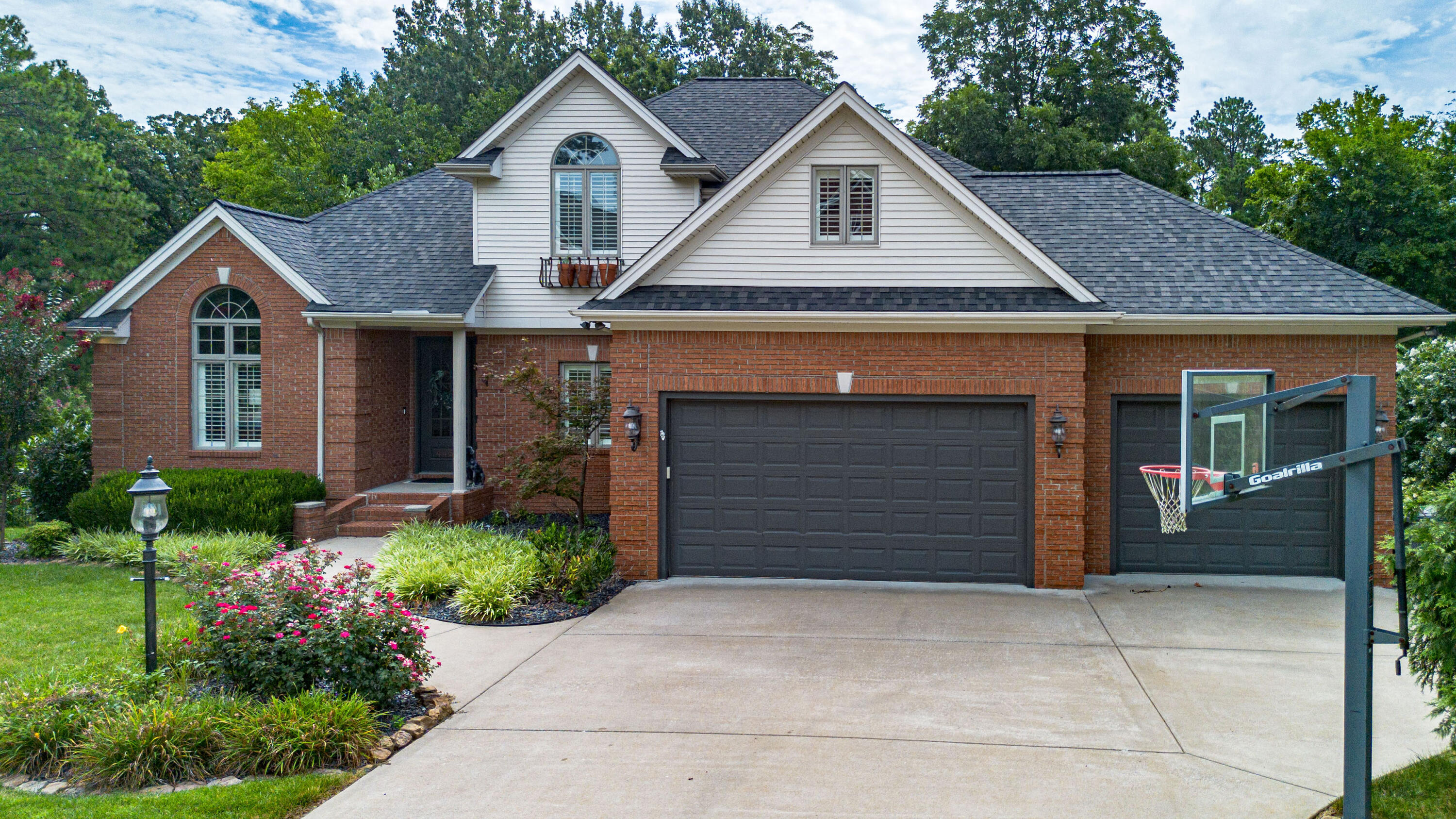 445 Ashcreek Road Paducah, KY 42001 - Photo 2 of 50 445AshcreekRd-42