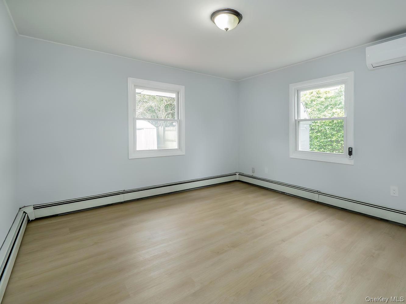 61 Kingfisher Road Levittown, NY 11756 - Photo 10 of 27 Bedroom#2 on 1st fl