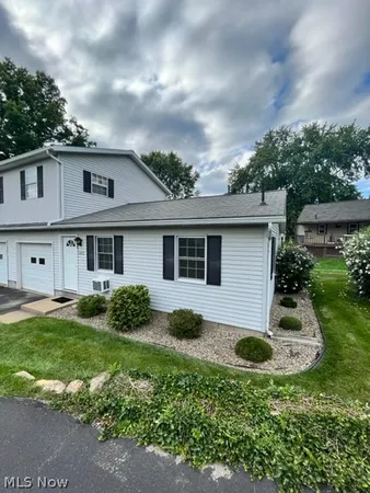$825 | 1160 South Lincoln Avenue, Unit C, Salem, OH 44460
