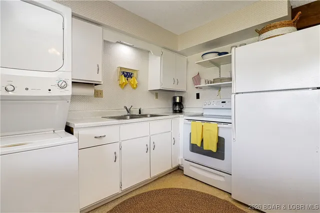 $159,900 | 412 Bowers Drive, Unit B, Camdenton, MO 65020