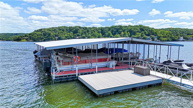 $159,900 | 412 Bowers Drive, Unit B, Camdenton, MO 65020