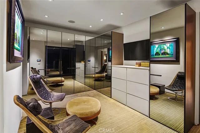 $6,975,000 | 1112 Park Street, Huntington Beach, CA 92648