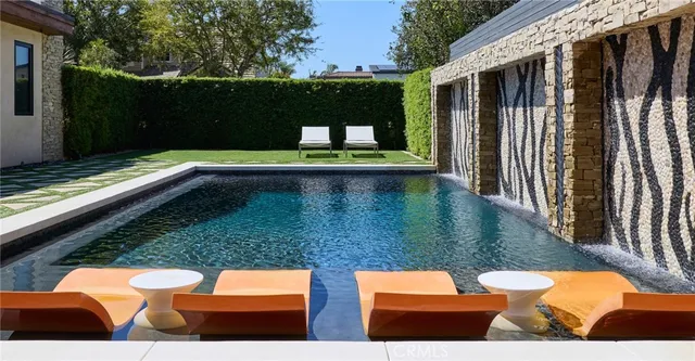 $6,975,000 | 1112 Park Street, Huntington Beach, CA 92648