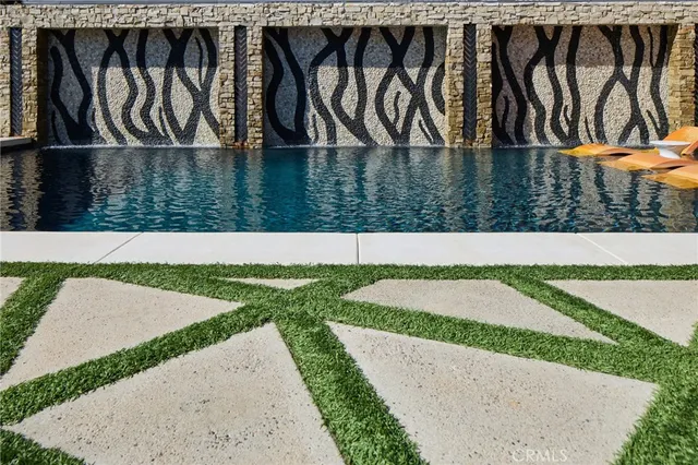 $6,975,000 | 1112 Park Street, Huntington Beach, CA 92648