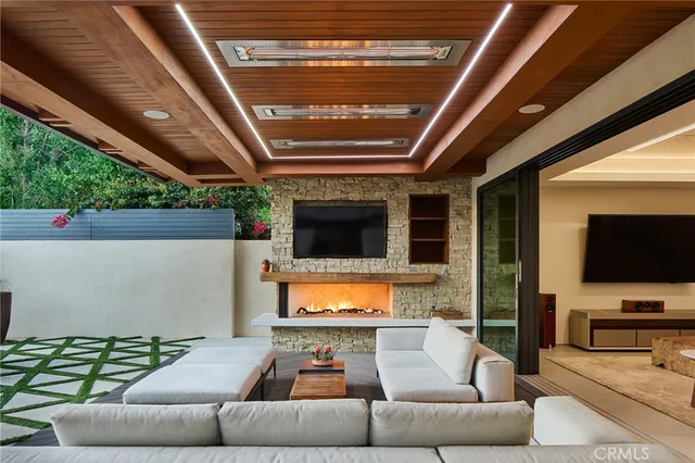 $6,975,000 | 1112 Park Street, Huntington Beach, CA 92648