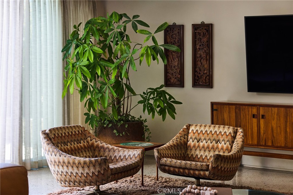 1112 Park Street Huntington Beach, CA 92648 - Photo 5 of 61