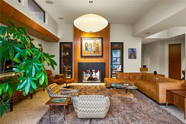 $6,975,000 | 1112 Park Street, Huntington Beach, CA 92648