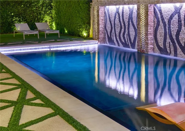 $6,975,000 | 1112 Park Street, Huntington Beach, CA 92648