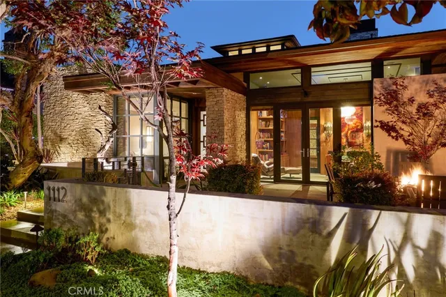 $6,975,000 | 1112 Park Street, Huntington Beach, CA 92648