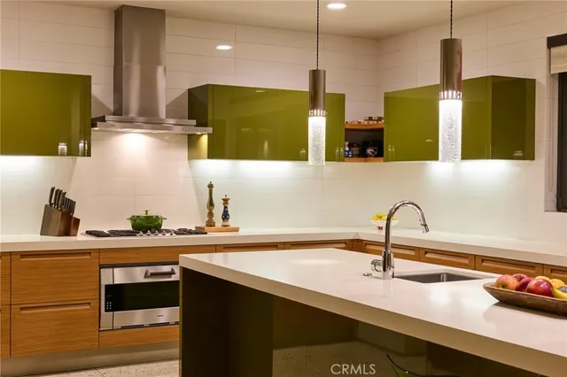 $6,975,000 | 1112 Park Street, Huntington Beach, CA 92648