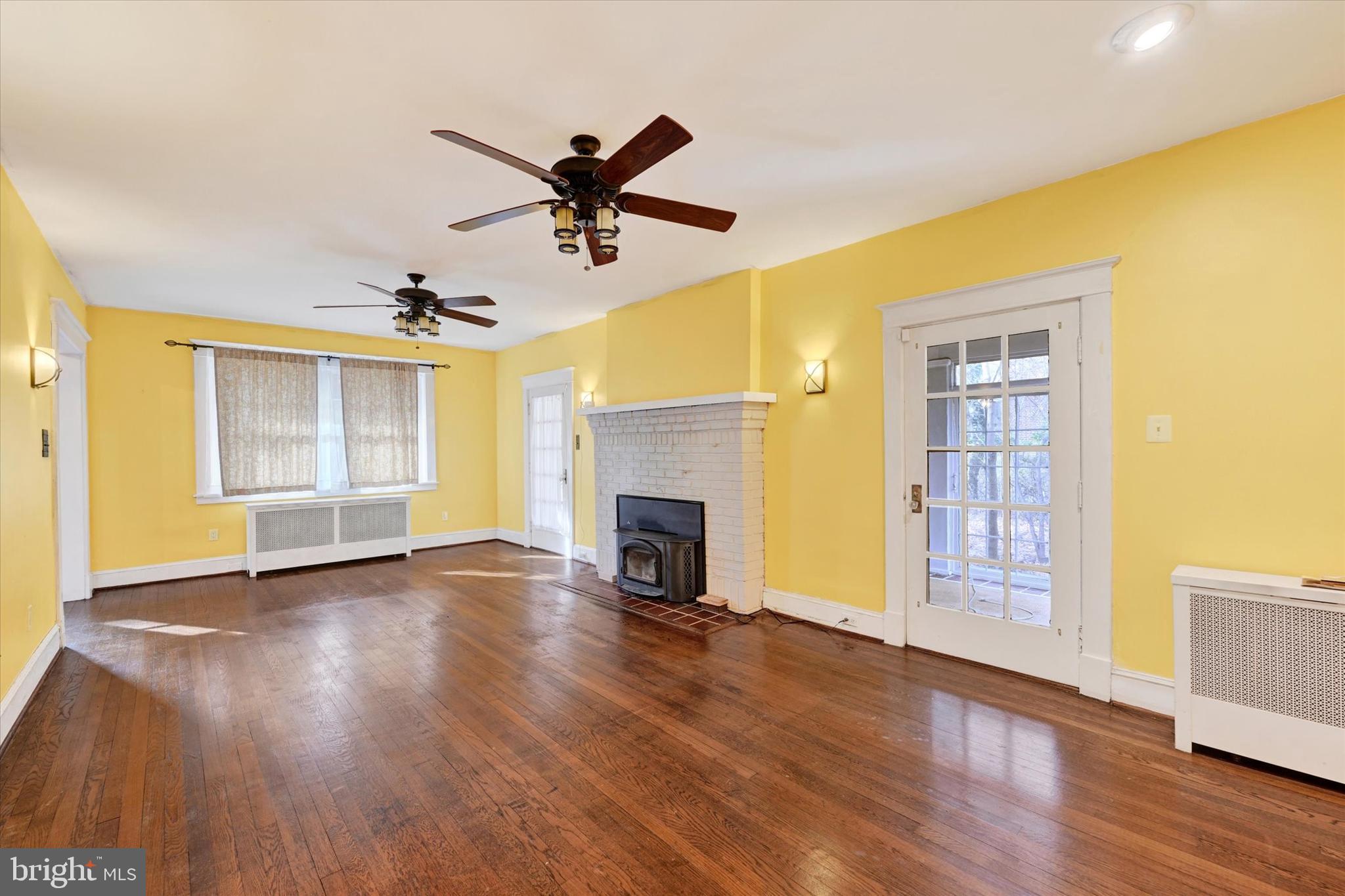 4608 Cedar Garden Road Baltimore, MD 21229 - Photo 8 of 30