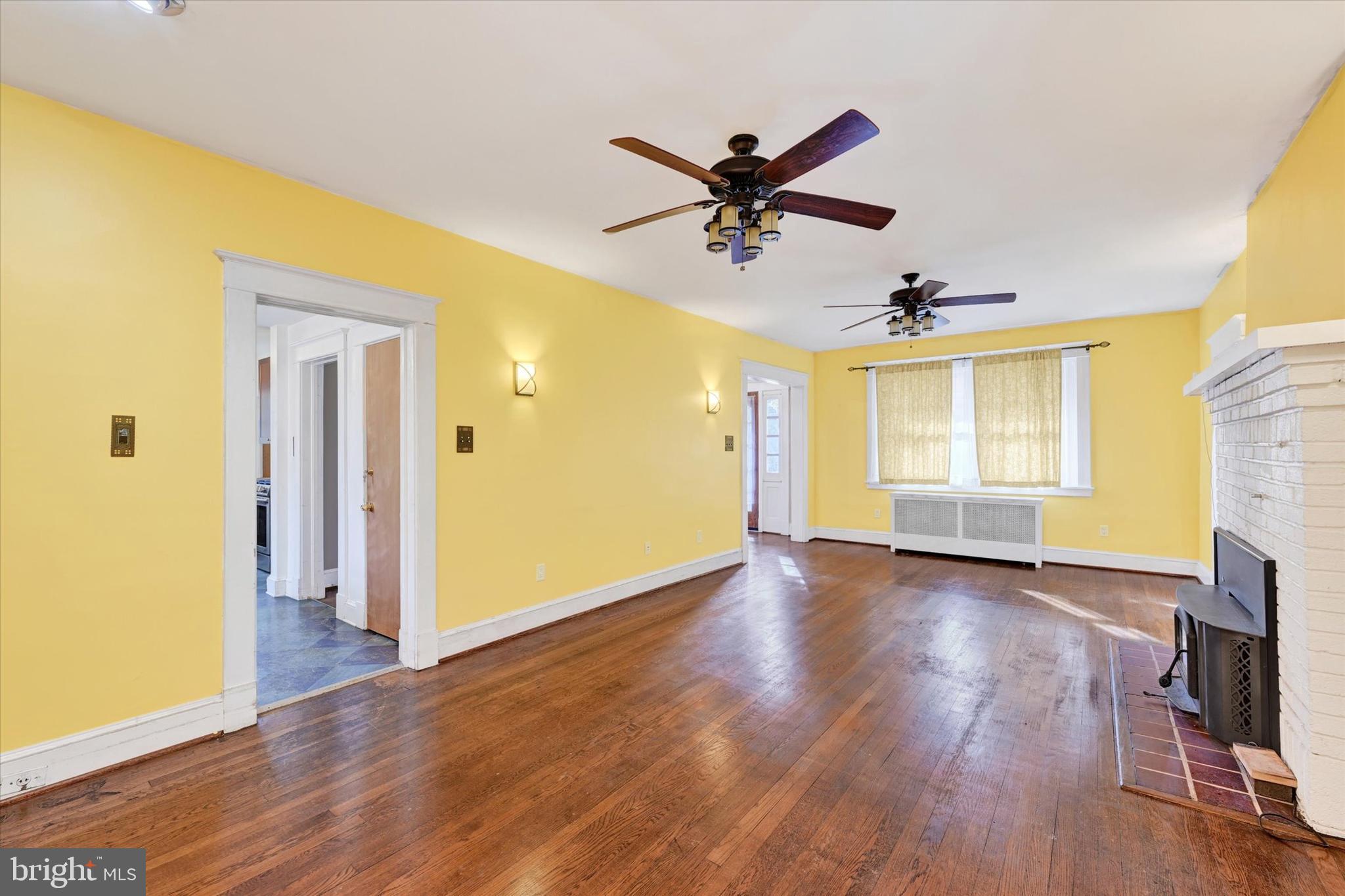 4608 Cedar Garden Road Baltimore, MD 21229 - Photo 9 of 30