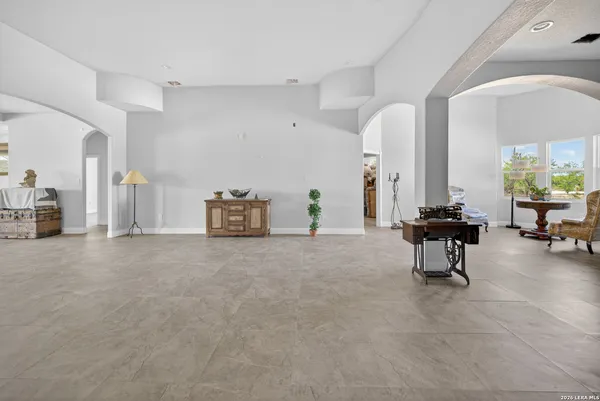 $434,999 | 510 High Meadow Drive, Lytle, TX 78052