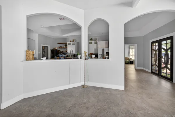 $434,999 | 510 High Meadow Drive, Lytle, TX 78052
