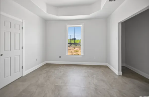 $434,999 | 510 High Meadow Drive, Lytle, TX 78052