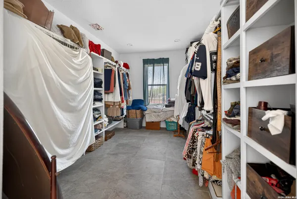 $434,999 | 510 High Meadow Drive, Lytle, TX 78052