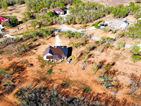 $434,999 | 510 High Meadow Drive, Lytle, TX 78052