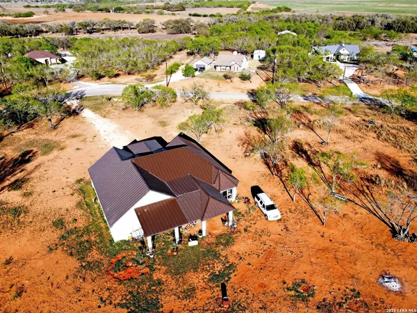 $434,999 | 510 High Meadow Drive, Lytle, TX 78052