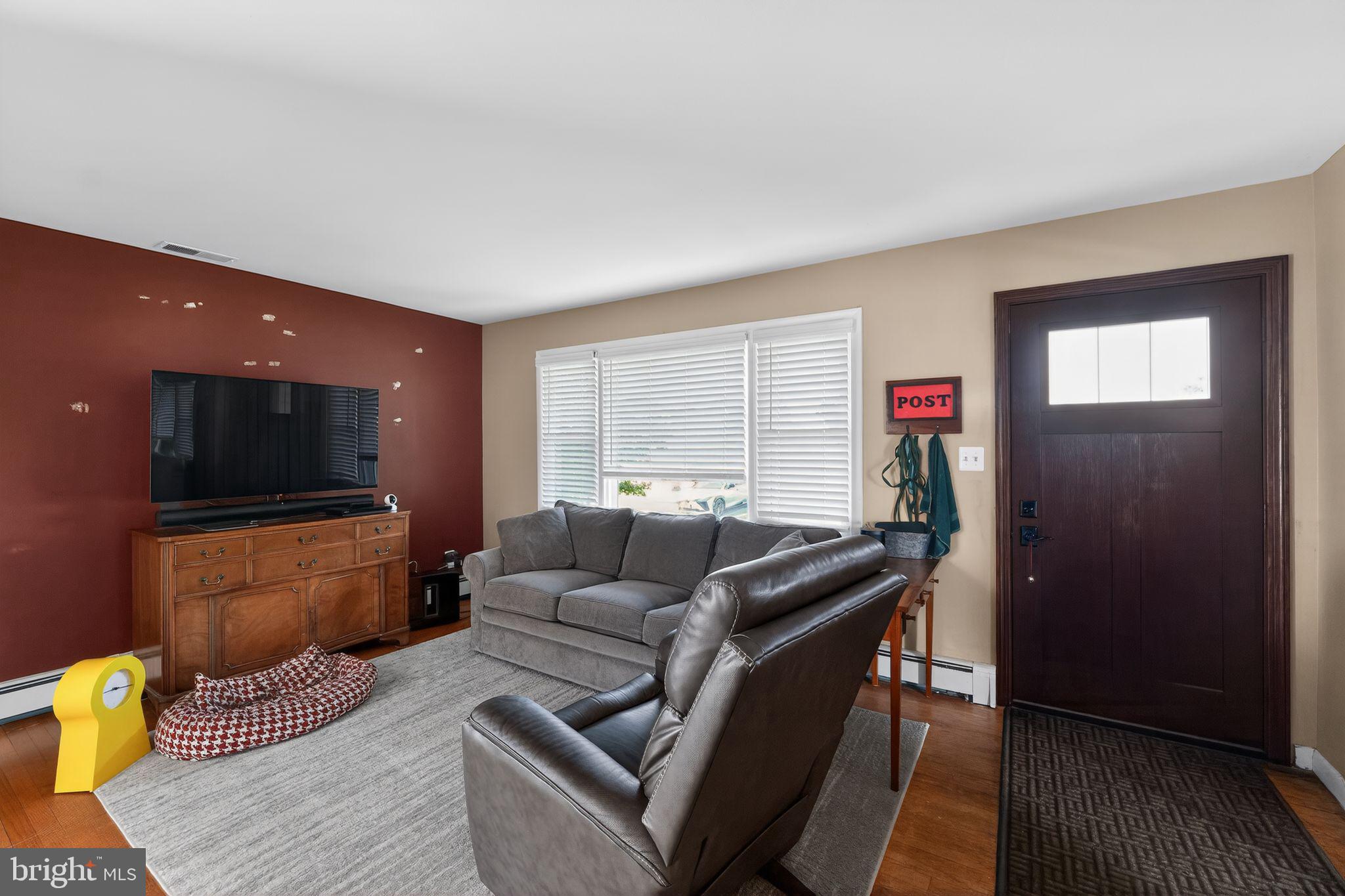 10386 Gorman Road Laurel, MD 20723 - Photo 9 of 30 Cozy living space with inviting light.