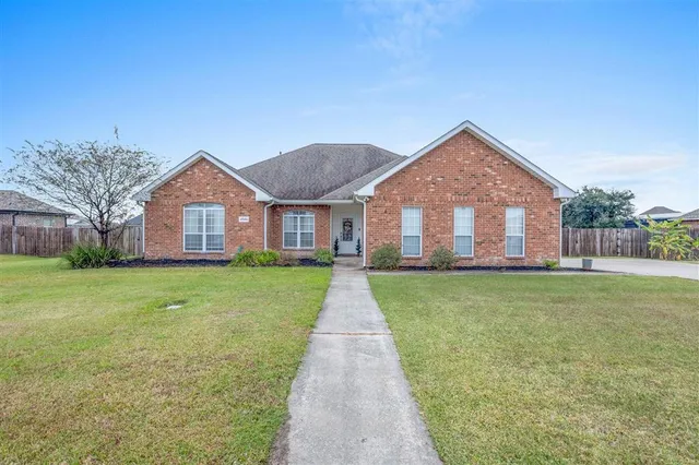 $327,500 | 4544 Sterlington Boulevard, Sulphur, LA 70665