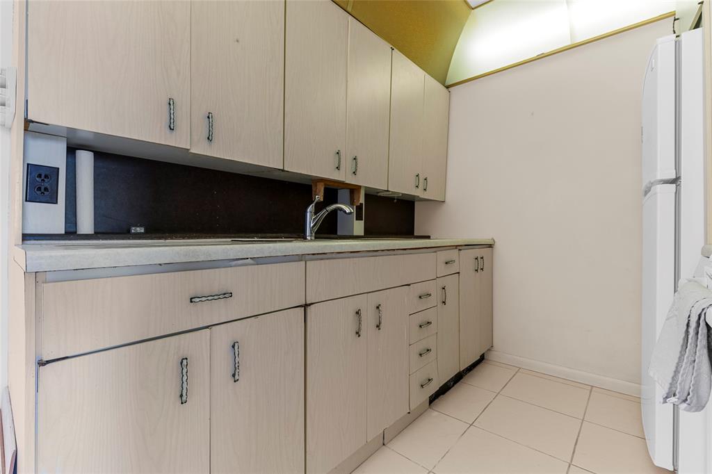 4047 Cambridge C, Unit 4047 Deerfield Beach, FL 33442 - Photo 8 of 43