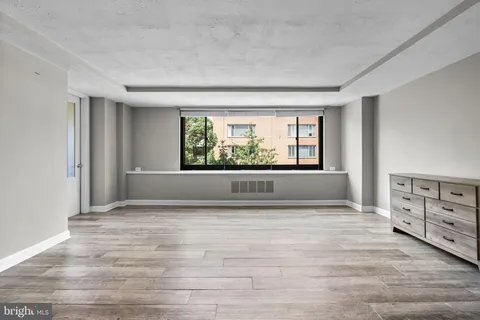 $214,900 | 1021 Arlington Boulevard, Unit 806, Arlington, VA 22209