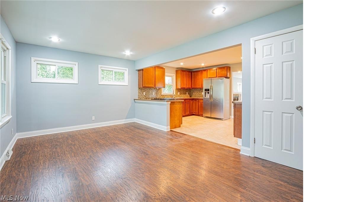 2566 Berry Road Akron, OH 44320 - Photo 6 of 17