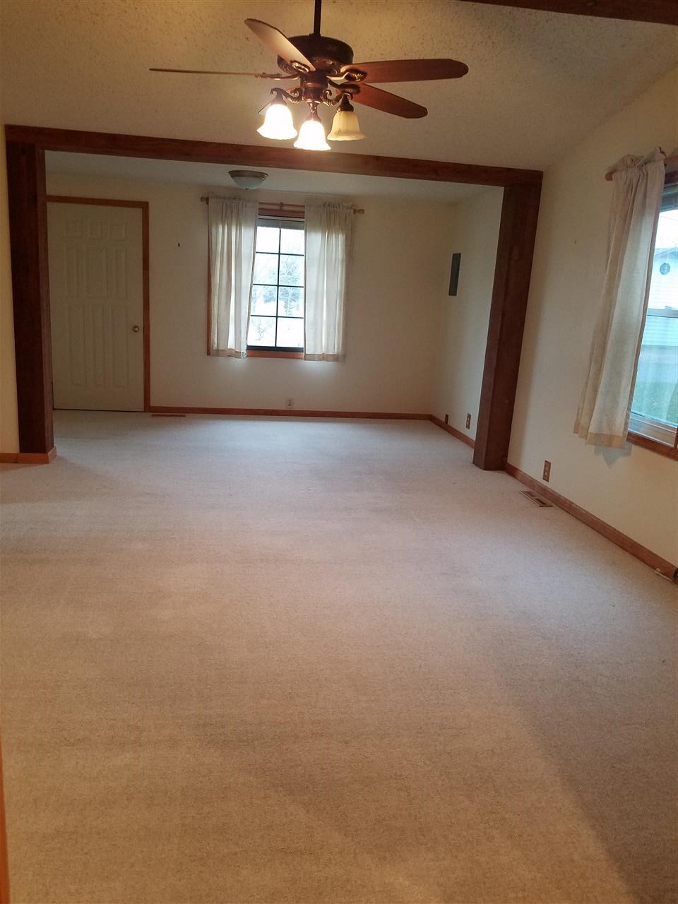 1421 Adams Street Decatur, IN 46733 - Photo 6 of 22