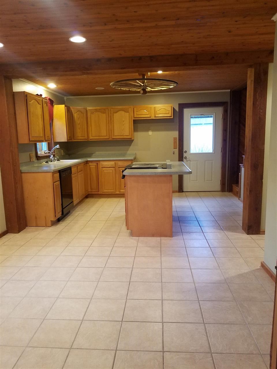 1421 Adams Street Decatur, IN 46733 - Photo 9 of 22