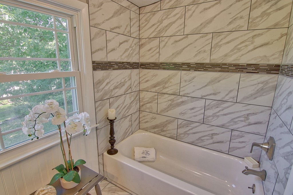 60 Harrow Road Springfield, MA 01118 - Photo 20 of 22 Gallery Image 20