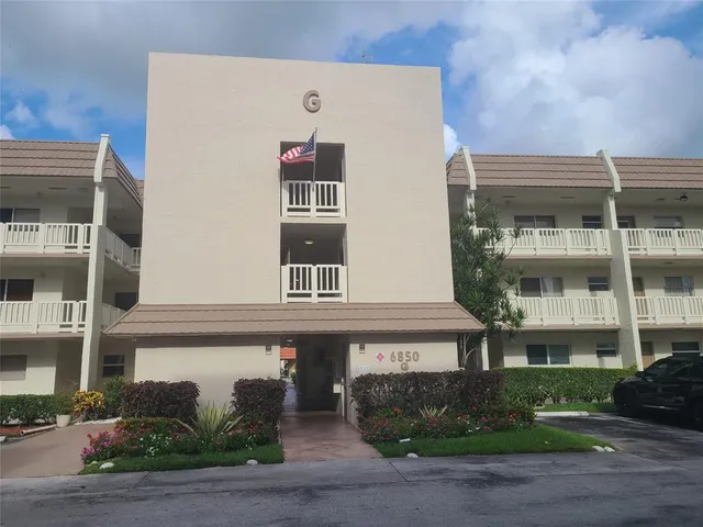$129,900 | 6850 Royal Palm Boulevard, Unit 106G, Pompano Beach, FL 33063