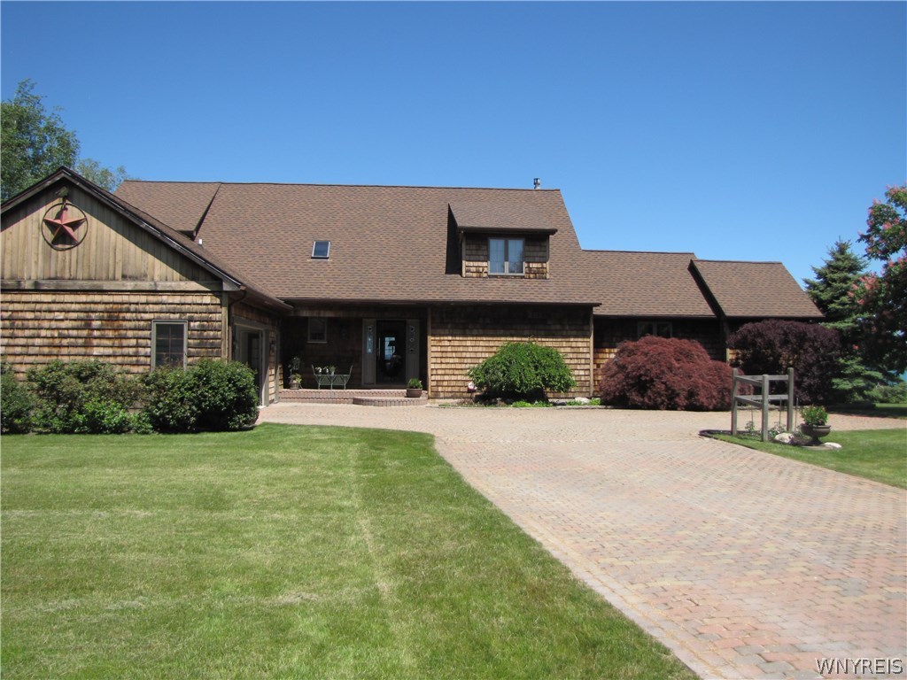 Welcome to 3171 West Lake Road!