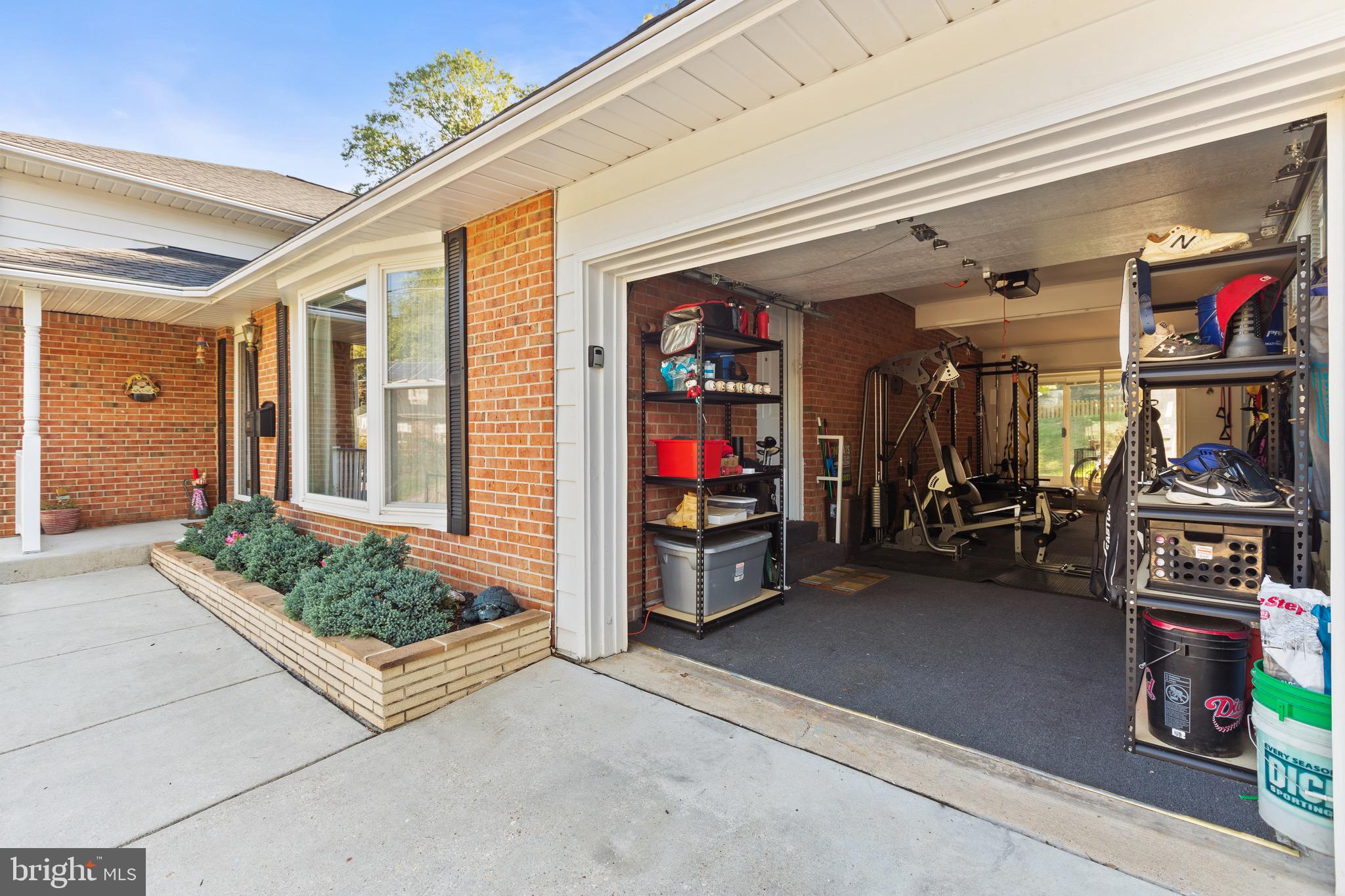 16203 Jerald Road Laurel, MD 20707 - Photo 5 of 38 Gallery Image 5