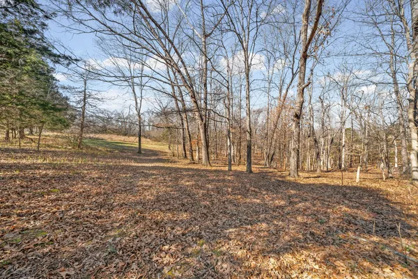 $644,900 | 1663 Southside Road, Southside, TN 37171