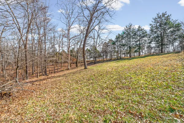 $644,900 | 1663 Southside Road, Southside, TN 37171