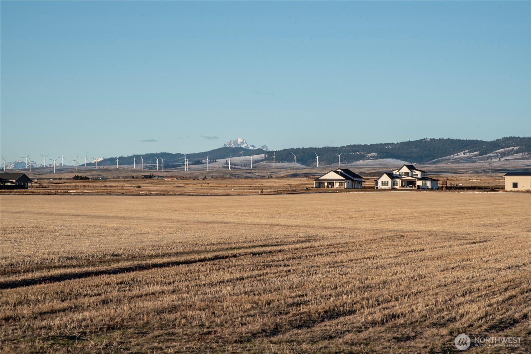 7 Green Canyon Road Ellensburg, WA 98926 - Photo 7 of 9 a view of an ocean and beach