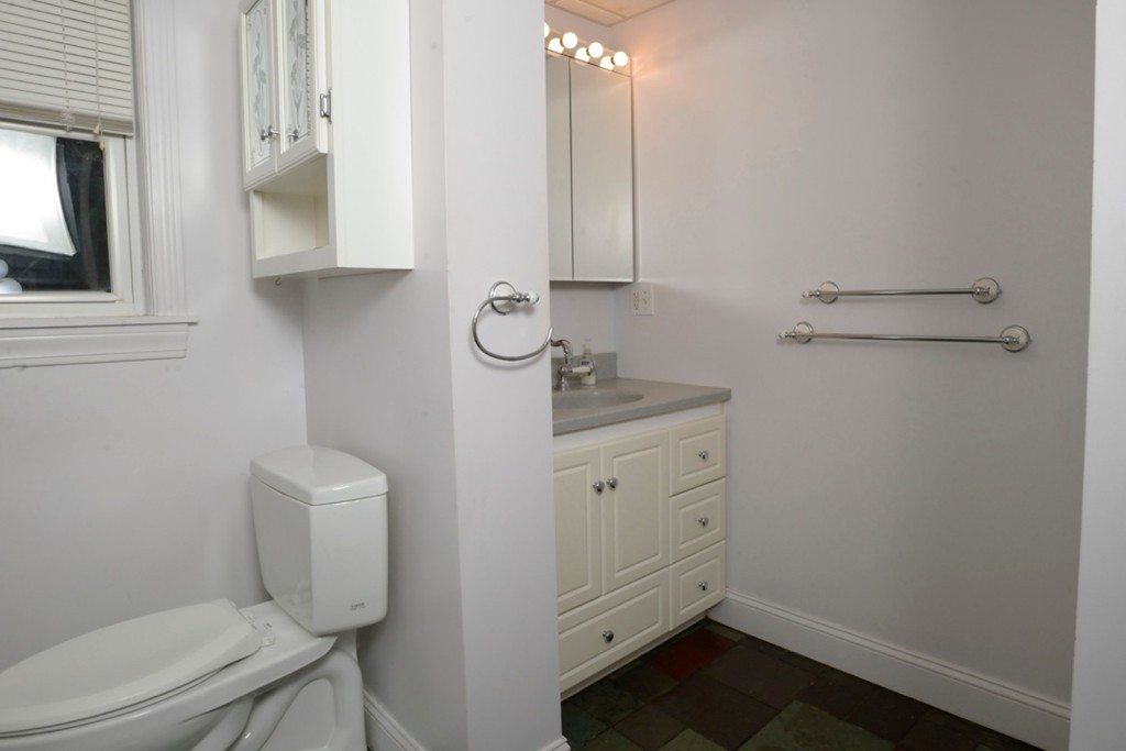 27 Montserrat Road Beverly, MA 01915 - Photo 16 of 30 Gallery Image 16