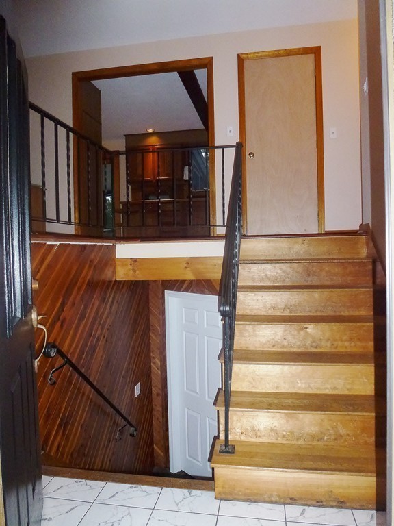27 Montserrat Road Beverly, MA 01915 - Photo 5 of 30 Gallery Image 5