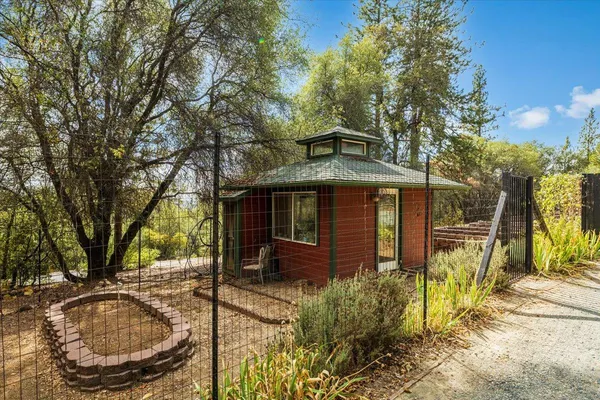 $430,000 | 8681 Highway 193, Garden Valley, CA 95633