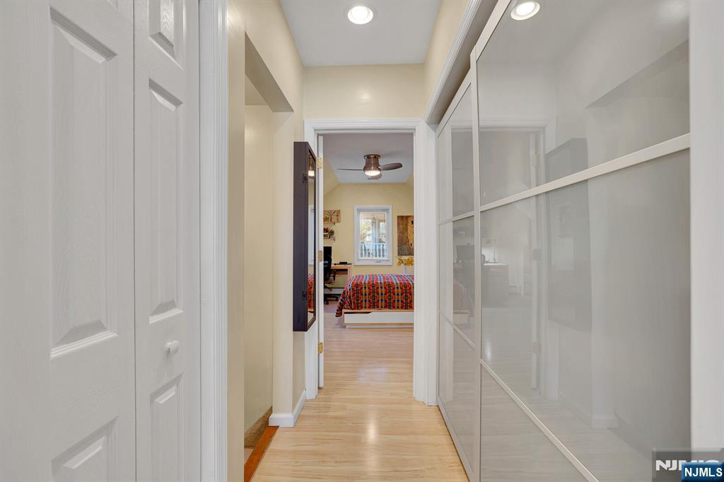 243 Donaldson Avenue Rutherford, NJ 07070 - Photo 15 of 37