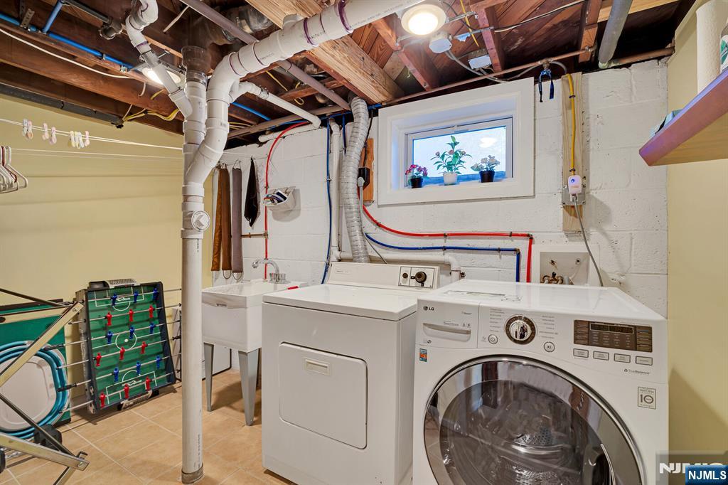 243 Donaldson Avenue Rutherford, NJ 07070 - Photo 21 of 37