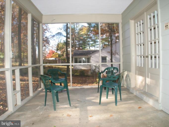 7600 Bells Mill Road Bethesda, MD 20817 - Photo 12 of 30 Screened Porch