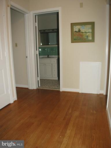 7600 Bells Mill Road Bethesda, MD 20817 - Photo 13 of 30 Upper Level Hallway