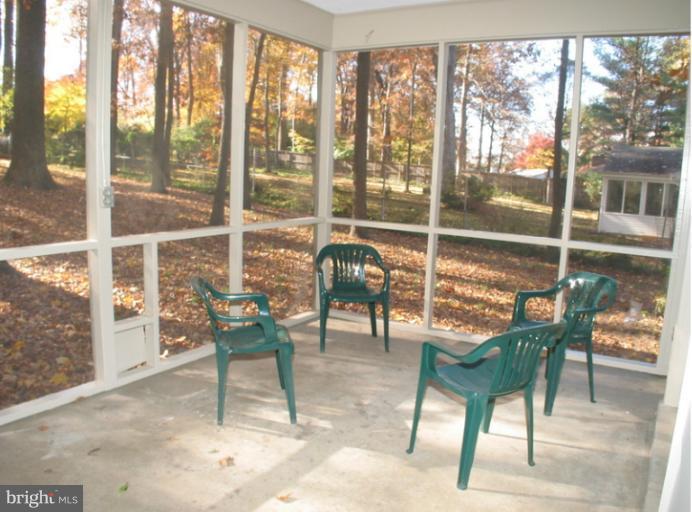 7600 Bells Mill Road Bethesda, MD 20817 - Photo 23 of 30 Screened in Porch
