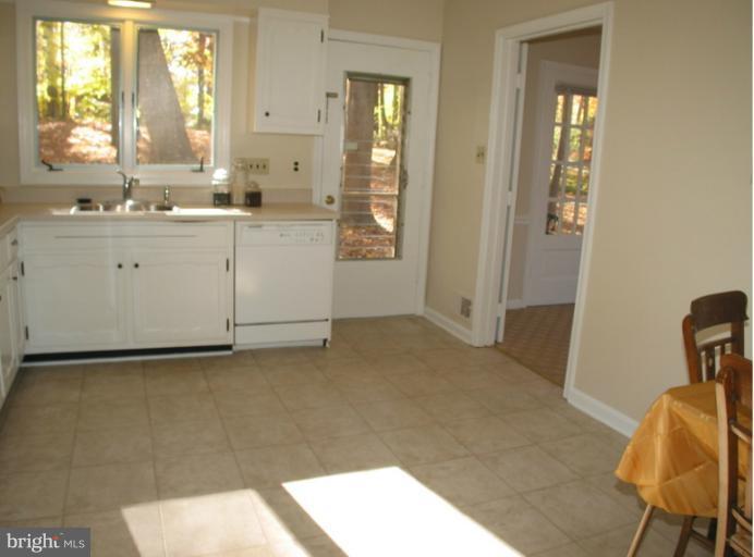 7600 Bells Mill Road Bethesda, MD 20817 - Photo 10 of 30 Kitchen