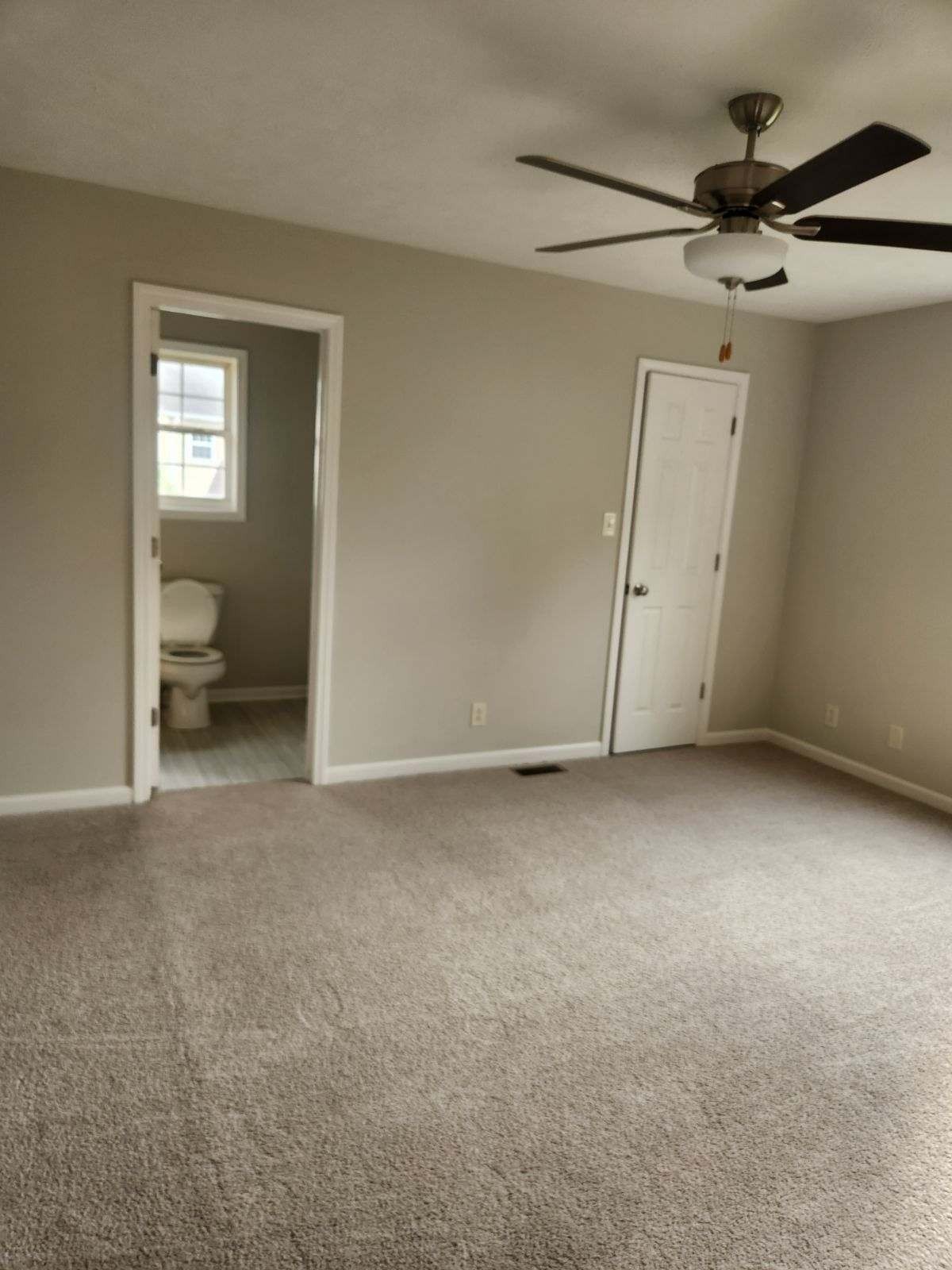 318 Reeves Court Springfield, TN 37172 - Photo 8 of 9 a view of an empty room with a window