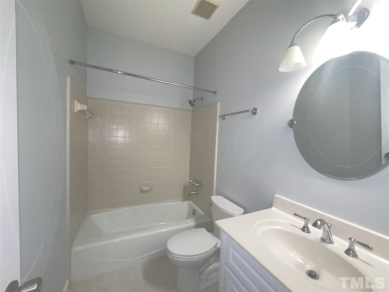 907 Albany Court Raleigh, NC 27615 - Photo 12 of 16