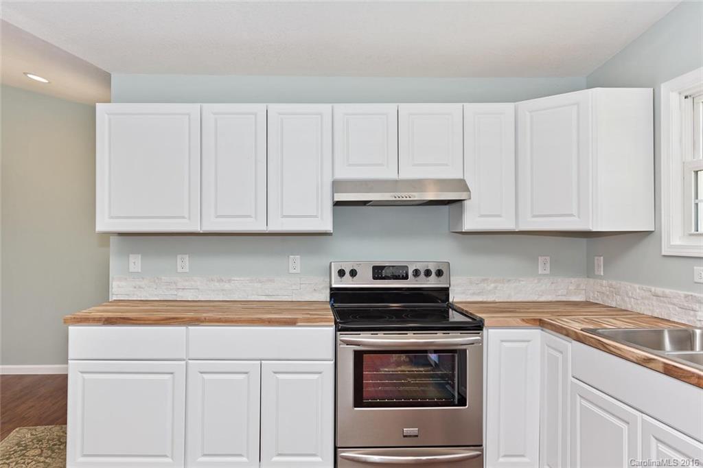 16 Holcombe Road Candler, NC 28715 - Photo 9 of 24 Gallery Image 9